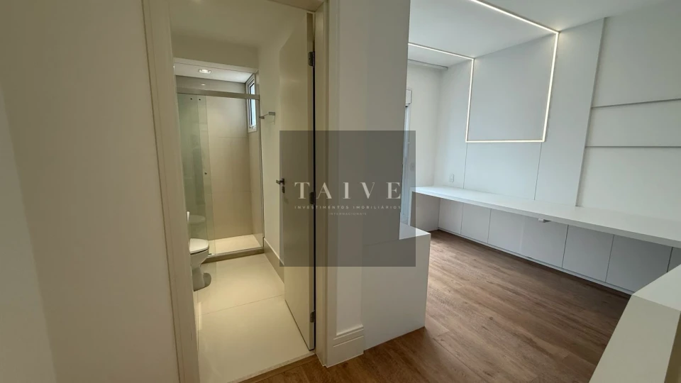 Apartamento à venda, 3 suites, 214 m², Edifício Landmark Residence, Gleba Fazenda Palhano, Londrina, PR