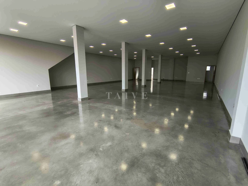 Barracão para locação, 250M², Av. Jorge Casoni - Lago Igapó - Londrina, PR - foto 9