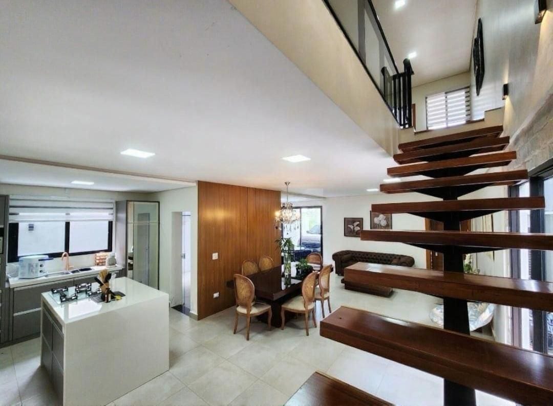 Casa à venda , Condomínio Tangará, 235m² privativos, 3 suítes, 4 garagens, churrasqueira - Parque Tauá, Londrina, PR
