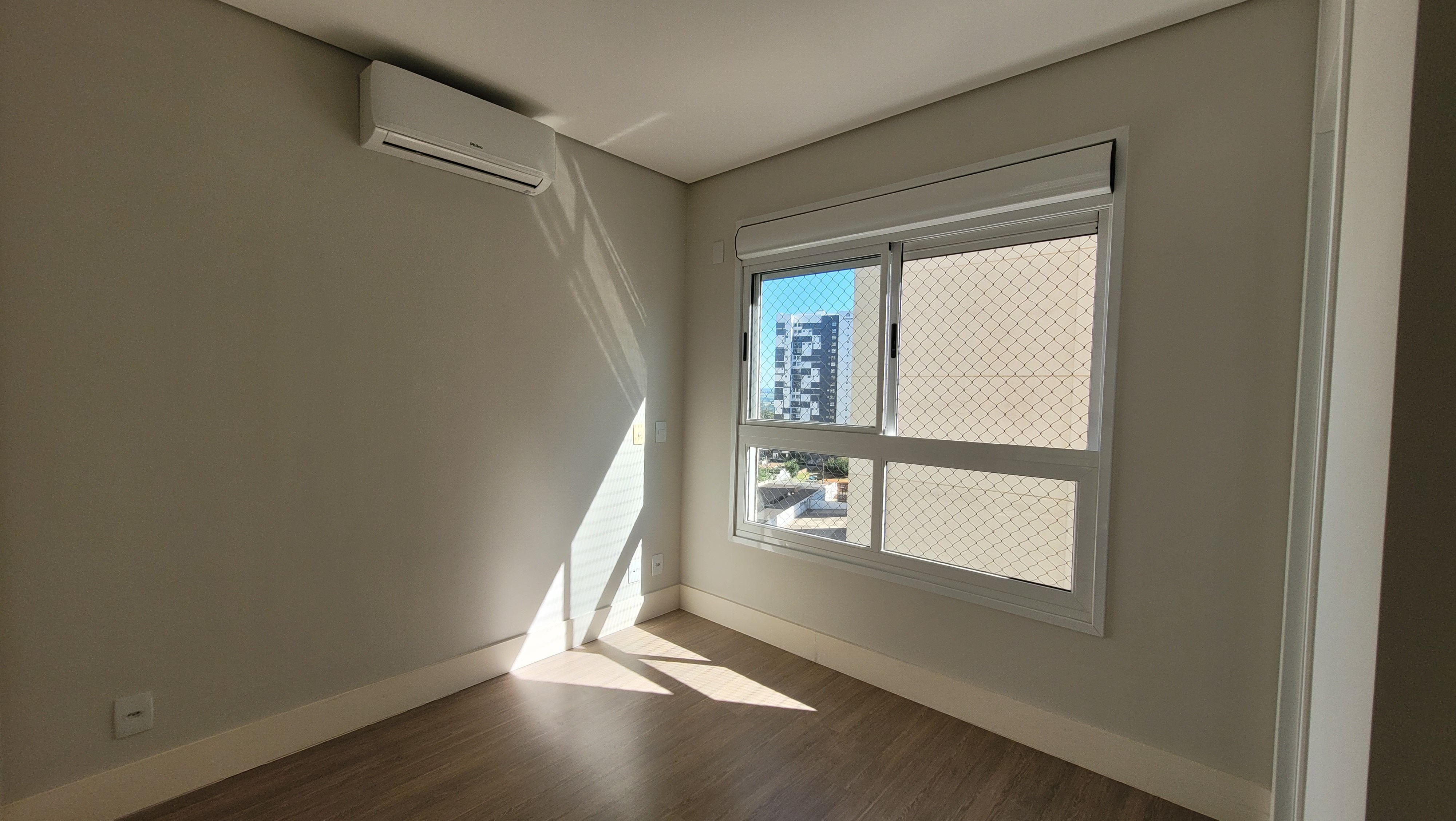 Apartamento  à Venda, 173m² privativos, Ed Queens Park, 3 suítes sendo 1 master, 2 vagas - Gleba Fazenda Palhano, Londrina, PR