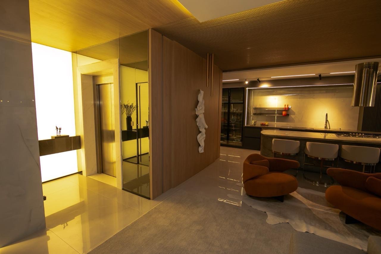 Apartamento a venda , Edifício Absoluto,  167m² úteis, 3 suites, todo planejado, andar alto, elevador privativo- Gleba Fazenda Palhano, Londrina,