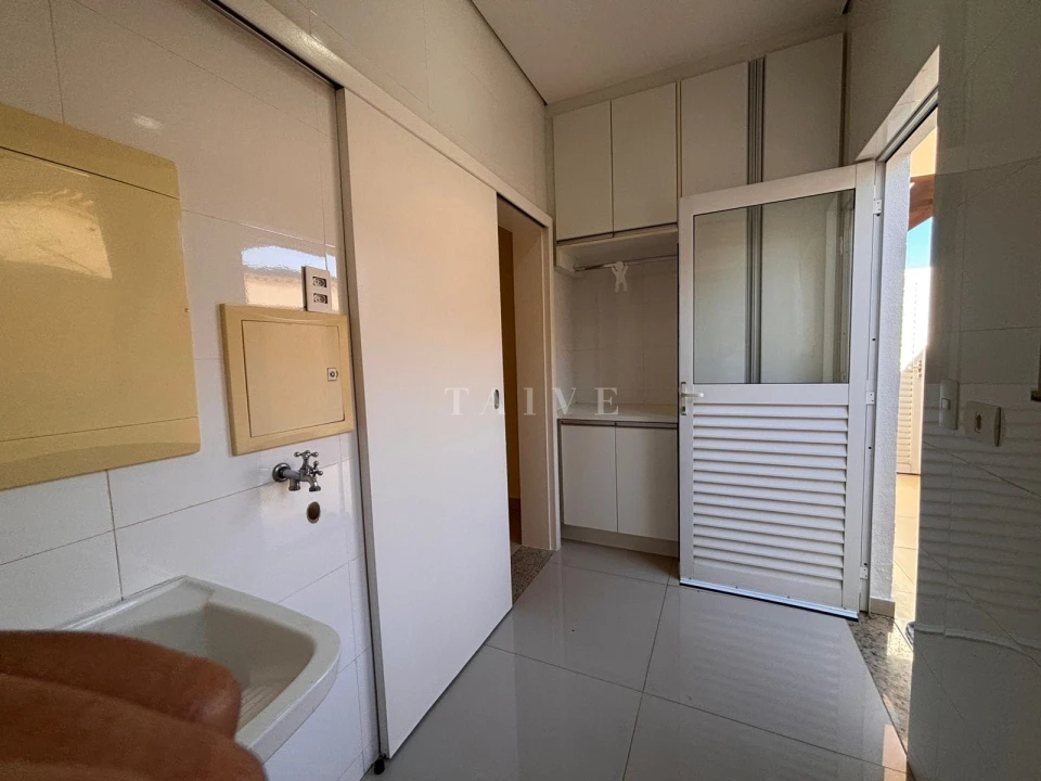 Casa Para Locação No Condomínio  Royal Maison Residence & Resort