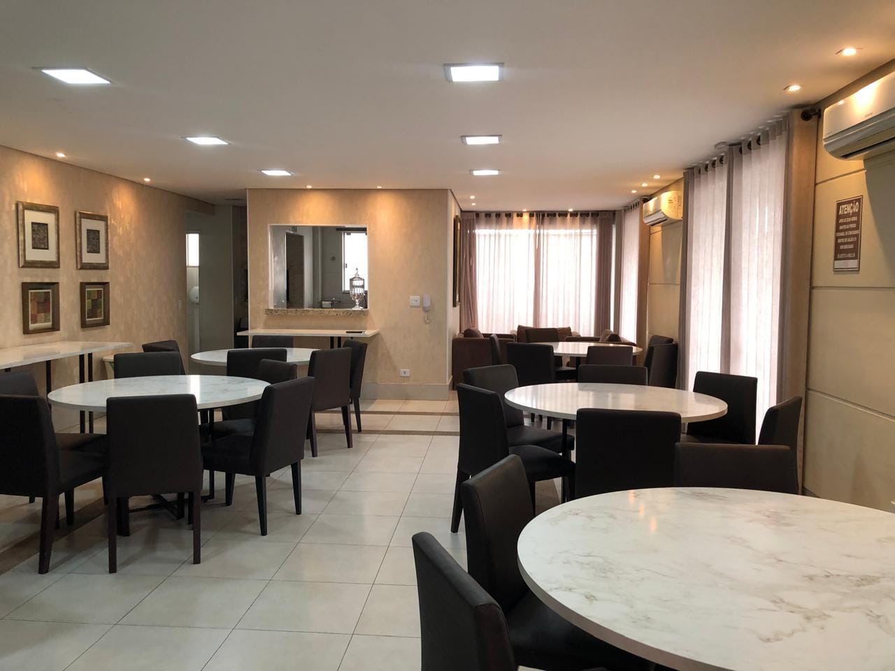 Apartamento à venda, Edifício Mirante do Lago, 76m² úteis, 3 quartos sendo 1 suíte, sacada com churrasqueira - Gleba Fazenda Palhano, Londrina, P