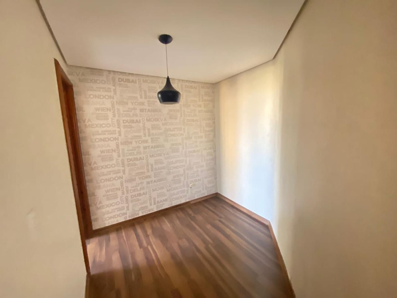 Apartamento à venda, 467m²  úteis, cobertura penthouse, 4 dormitórios sendo 2 suítes, 4 banheiros, Centro - Londrina, PR