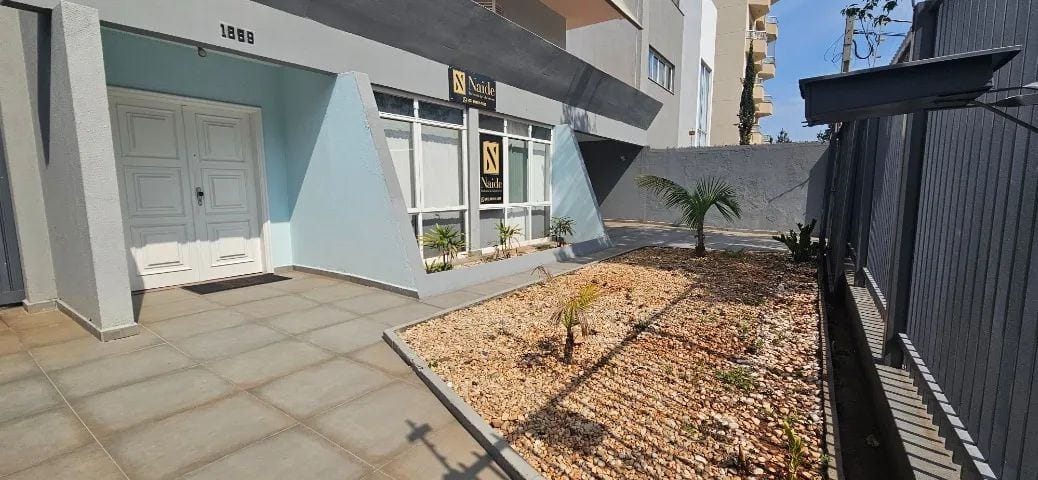 Sobrado à venda, sobrado 250m² úteis, na rua Mato Grosso centro, Londrina, PR