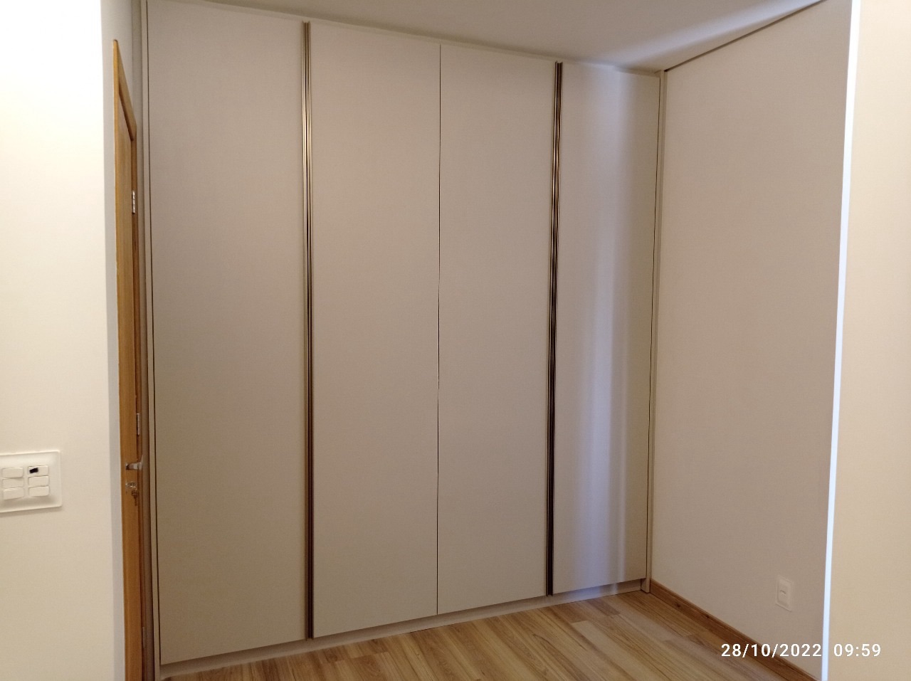 Apartamento  à Venda, Edifício Toulouse, 187m² úteis, 3 quartos sendo 2 suítes, 3 vagas, planejado - Gleba Fazenda Palhano, Londrina, PR
