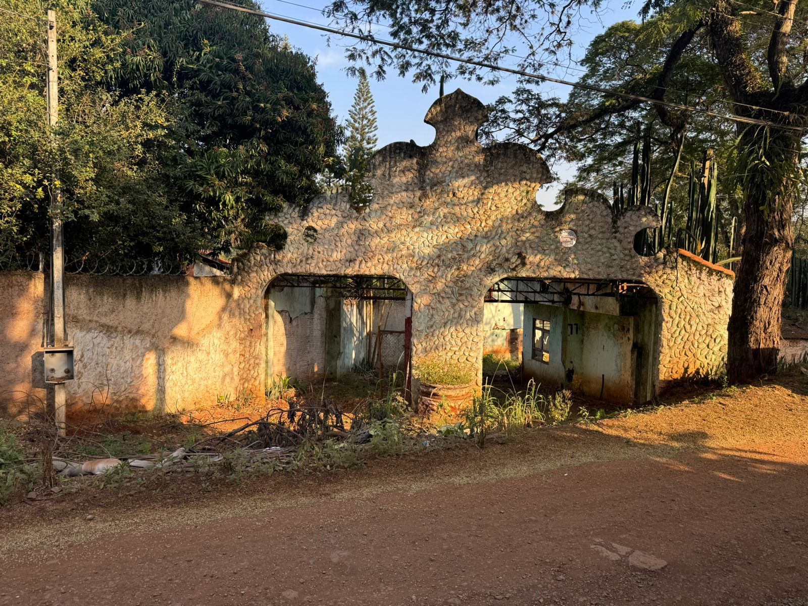 Terreno à venda, 3.700 m², Londrina, PR