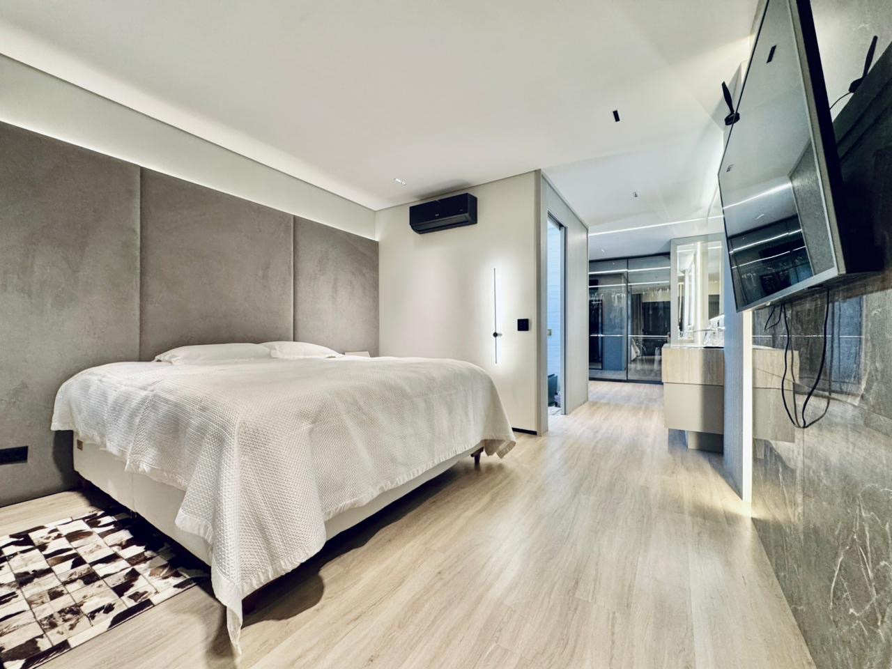 Casa com Porteira fechada no condomínio Sun Lake -  Londrina, PR