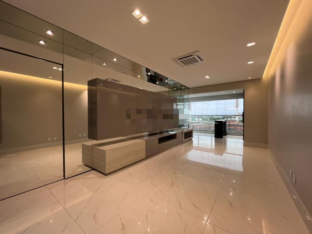 Apartamento à venda, Edifício Chelsea Tower, 100m² úteis, todo planejado /estuda permuta na gleba até 500mil-  Santa Rosa, Londrina, PR