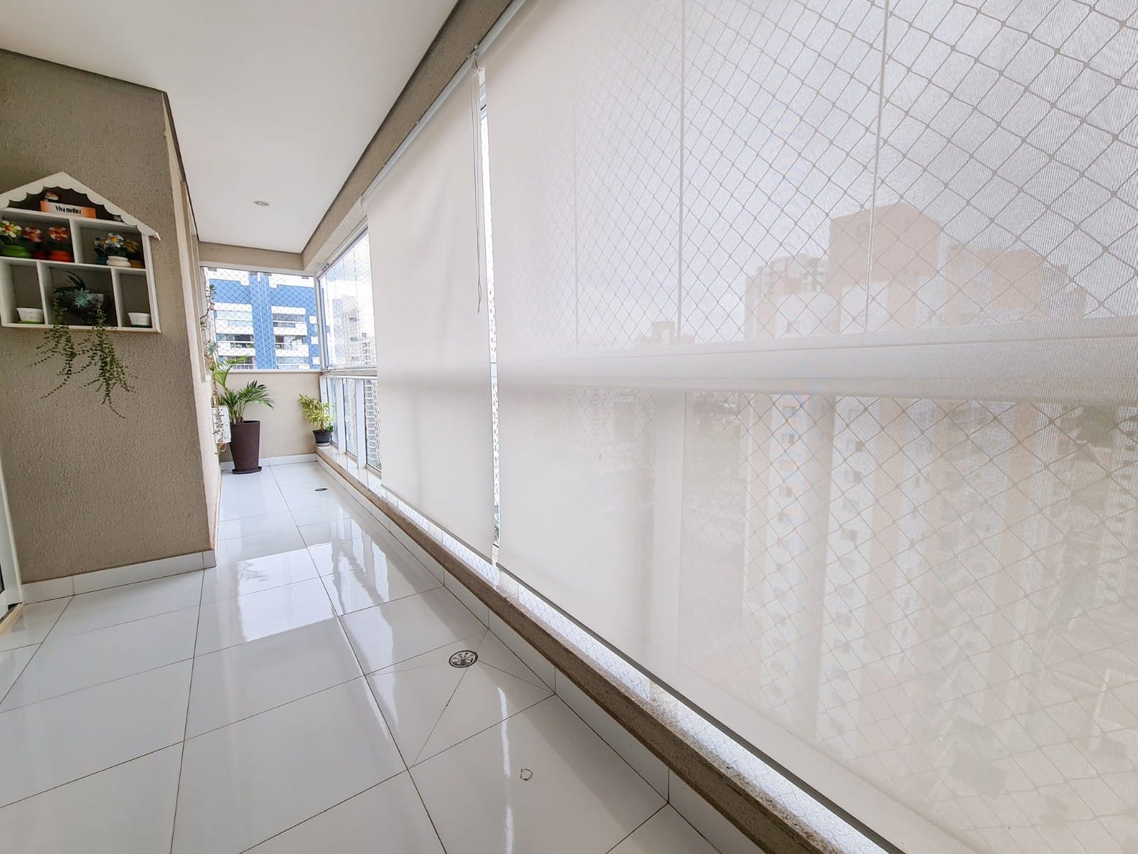 Apartamento à venda, Cond Max Living 83m², 3 quartos (sendo 1 suítes), 2 vagas de garagem Gleba Fazenda Palhano, Londrina, PR