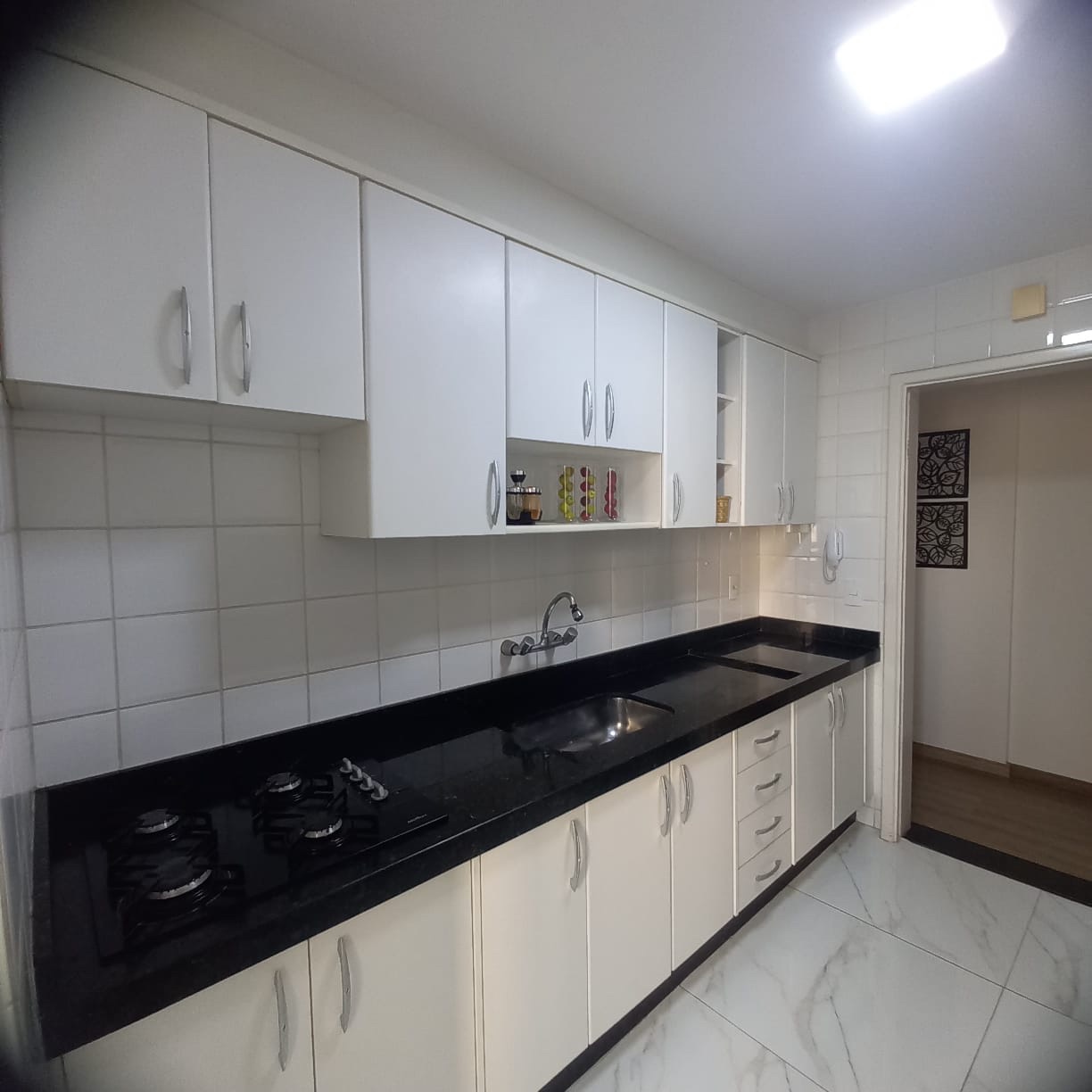 Apartamento à venda, Edifício Central Park, 3 quartos sendo 1 suíte, 2 vagas, andar alto - Gleba Fazenda Palhano, Londrina, PR