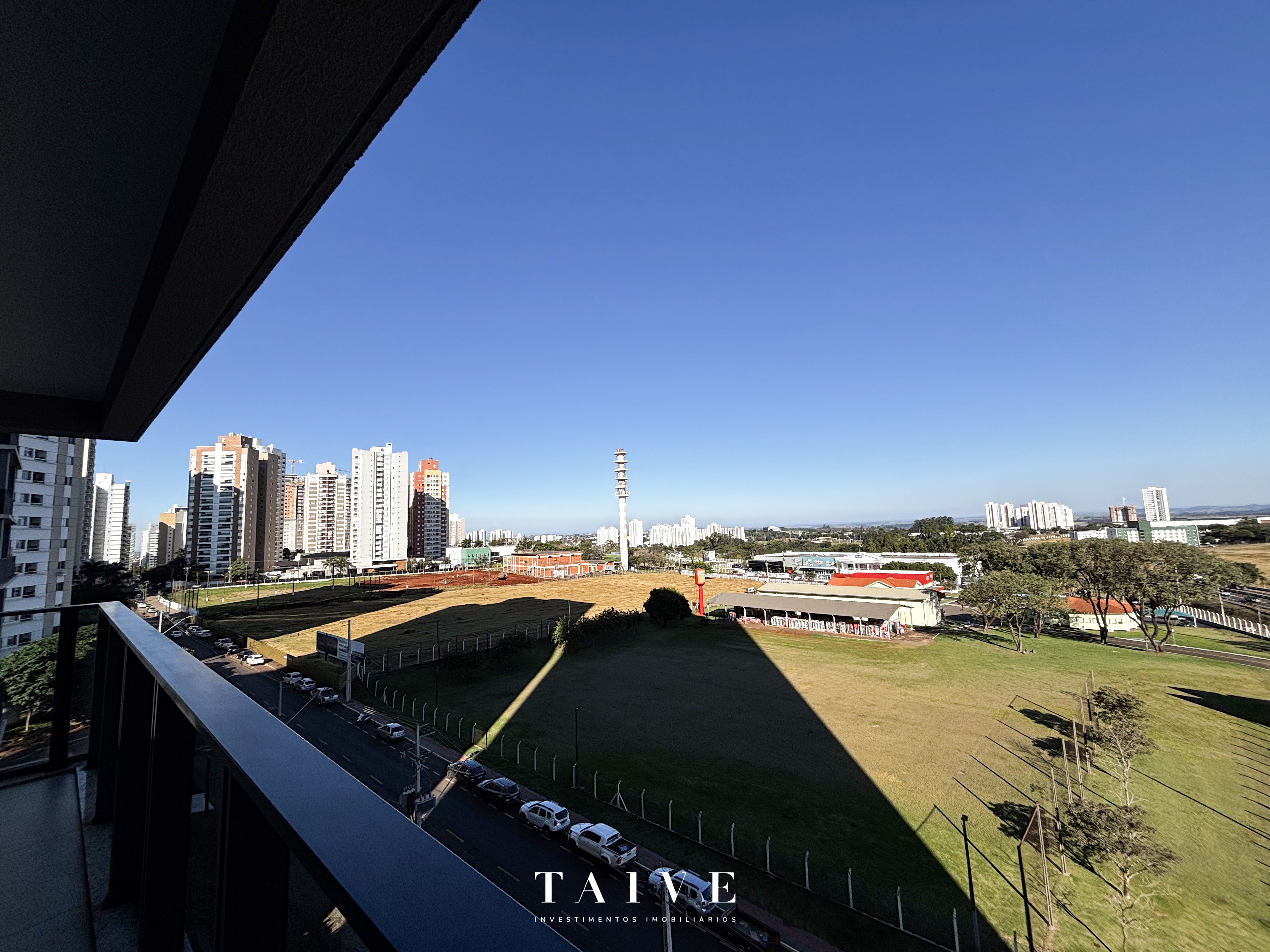 Apartamento novo à Venda Edifício You 180, 2 quartos sendo 1 suite, todo planejado, de frente - Gleba Fazenda Palhano, Londrina, PR