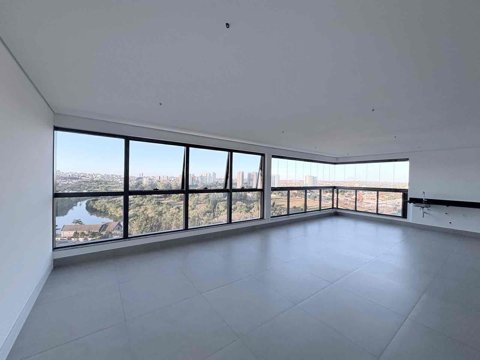 Apartamento novo à Venda, Edifício Lakeside, 232 m² úteis, 3 suítes, 4 vagas, sol da manhã,  elevador privativo, sacada com skinglass- Bela Suiça