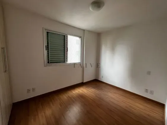 Vende-se apartamento com churrasqueira na sacada, 75 m², 3 quartos (1 suíte), no Condomínio Florais Eco Resort & Residence, Gleba Palhano, Londri - foto 9
