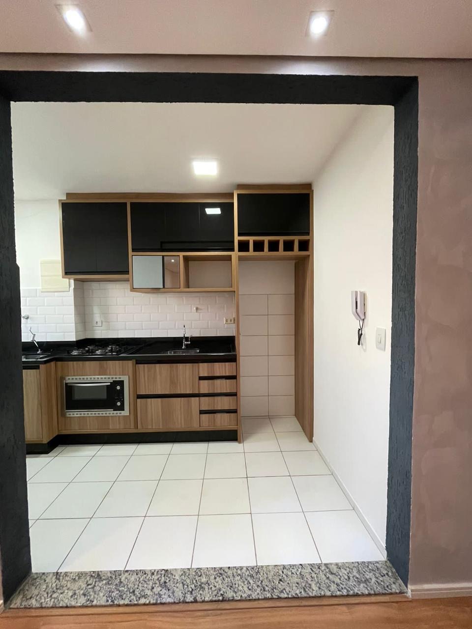 Apartamento à venda Spazio Louvre, 45m², 2 dormitórios com armários, 1 banheiro, 1 vaga de garagem, móveis embutidos, Gleba Fazenda Palhano, Lond