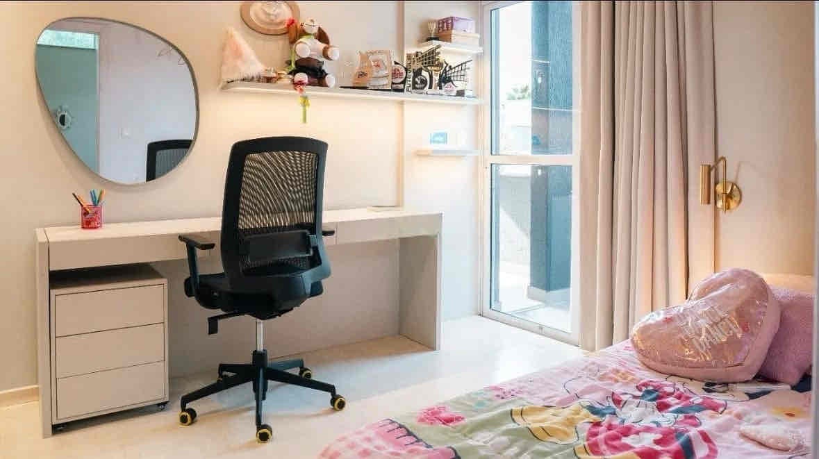 Imagens do imóveis Sobrado à venda, Royal Forest, 185m² úteis, 3 quartos sendo 1 suíte master com hidro e 2 demi suítes, espaço gourmet com piscina Esperança, Londr