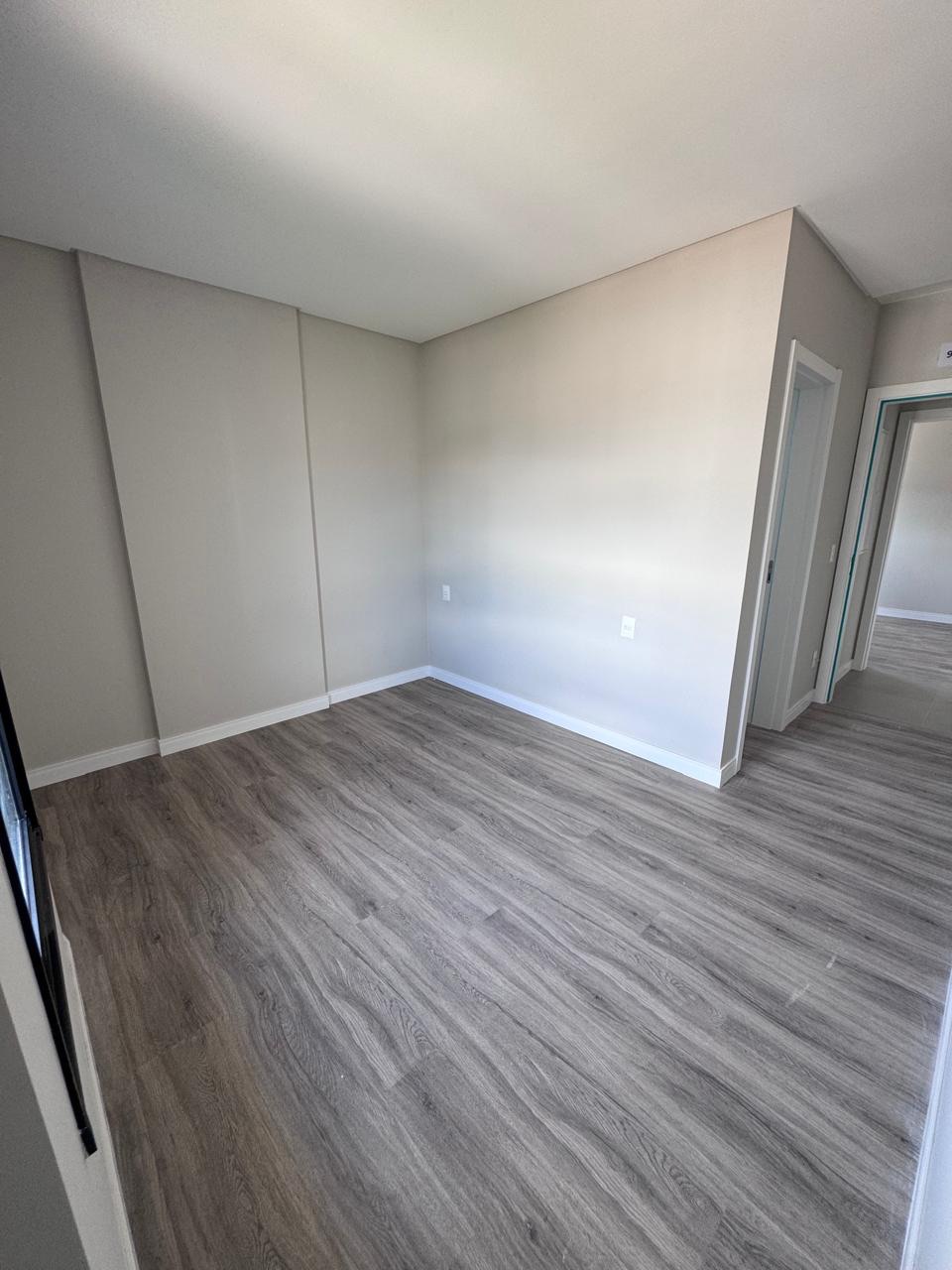 Apartamento no último andar com vista à montanha no litoral catarinense