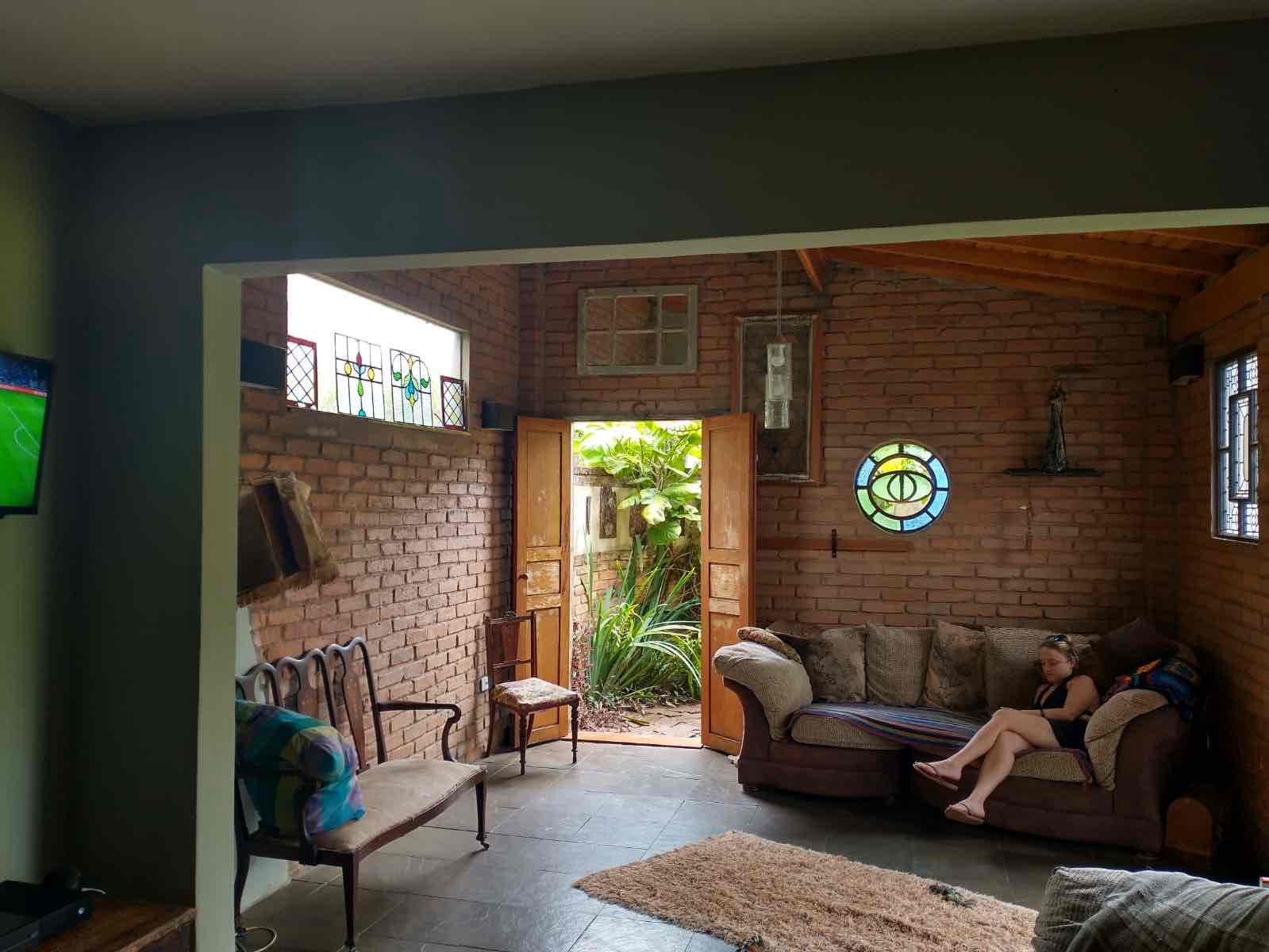 Chácara à venda, próximo ao Royal Forest, 3000 m² total, com casa 300m² de construção, 3 quartos sendo 1 suíte, Shangri-lá, Londrina, PR
