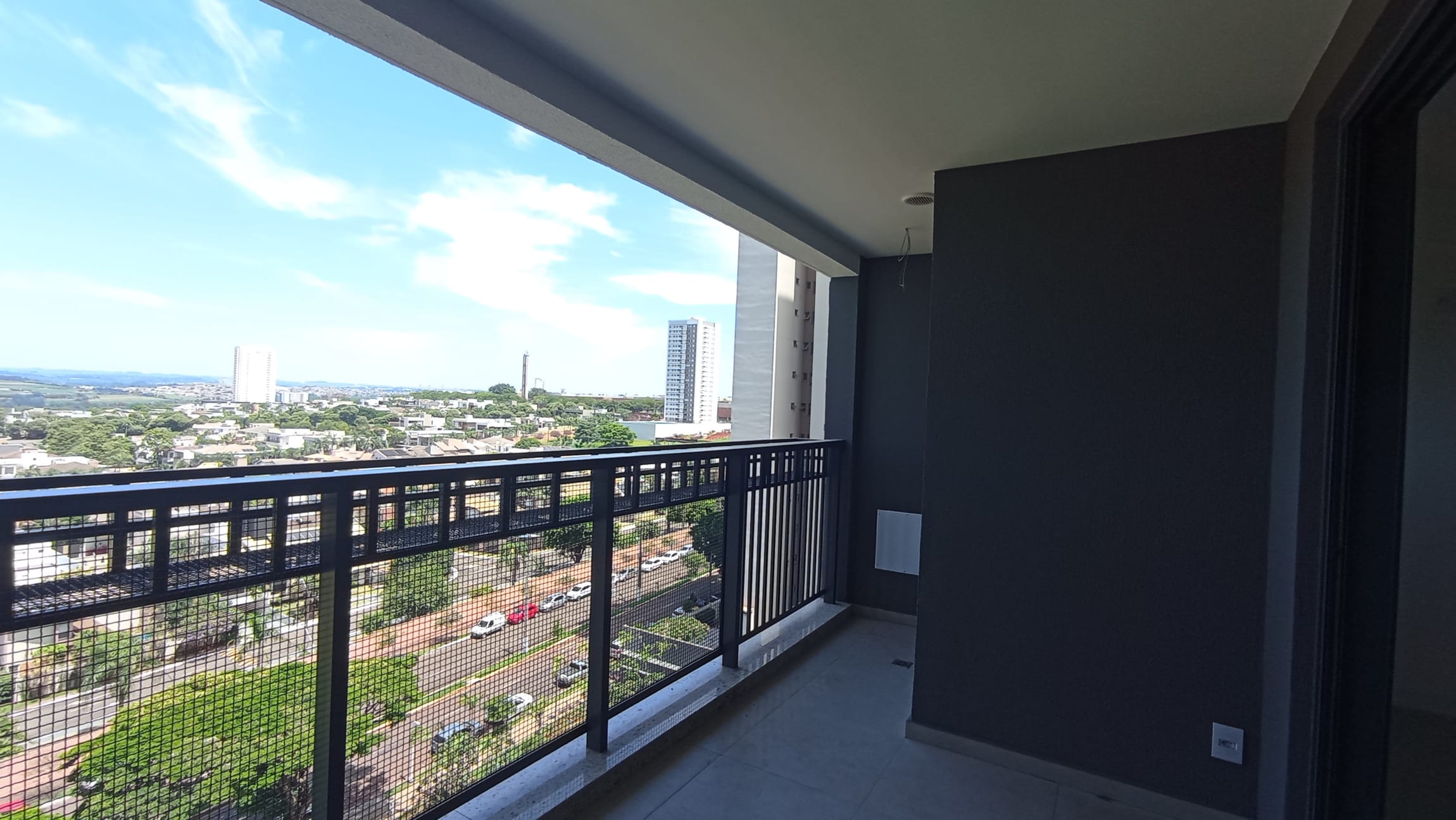 Apartamento 84m² à venda, Edifício Mind, 3 quartos, 2 vagas, Sacada com churrasqueira  - Terra Bonita - Londrina/PR
