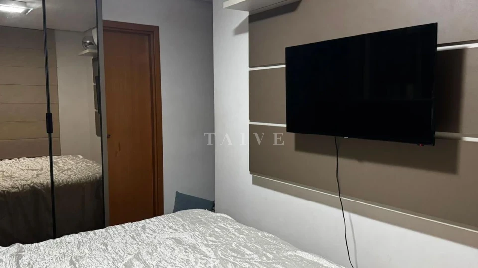 Apartamento Mobiliado à Venda no Liberty Towers, Andar Alto, 2 Vagas de Garagem