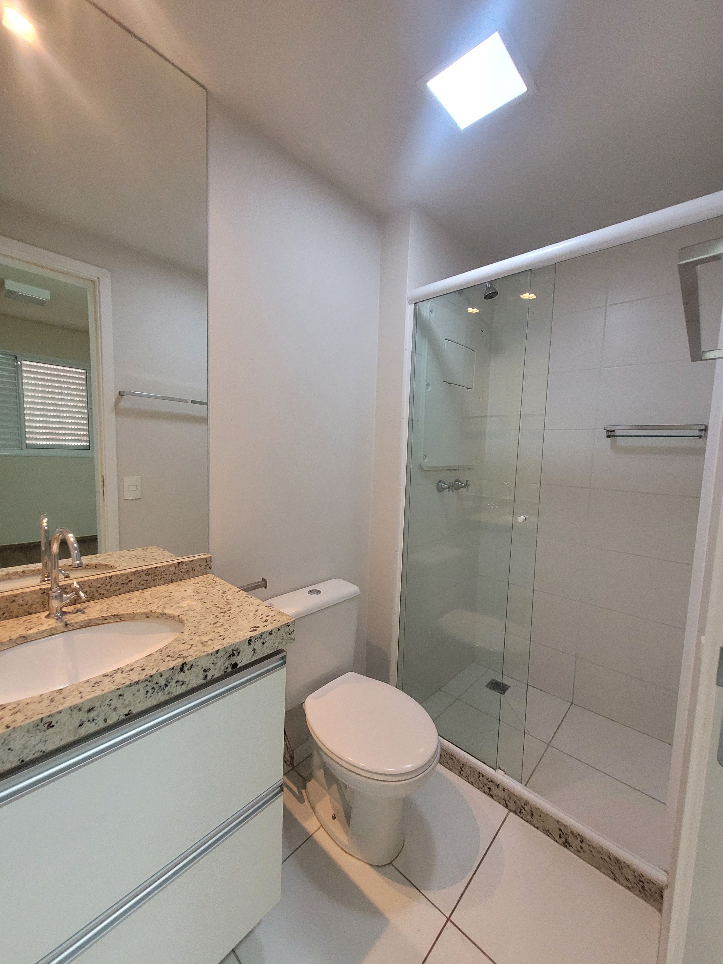 Apartamento à venda, Edifício Neo Palhano, 77m² úteis, 3 quartos sendo 1 suíte - Gleba Fazenda Palhano, Londrina, PR