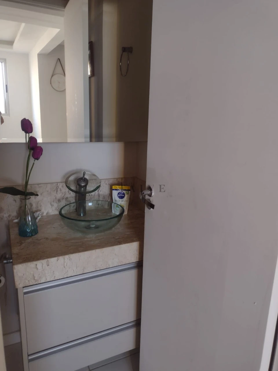 Apartamento Marco dos Pioneiros Zona Leste com Sacada 2 Quartos Sol da Manha Andar Médio Vaga de Garagem Coberta - foto 6