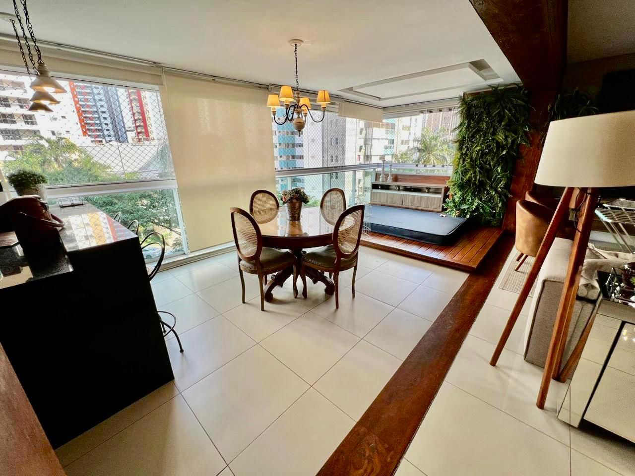 Apartamento  à venda, Ed. Maison Victoria, 183m², 3 suítes, 2 vagas -  Santa Rosa, Londrina, PR