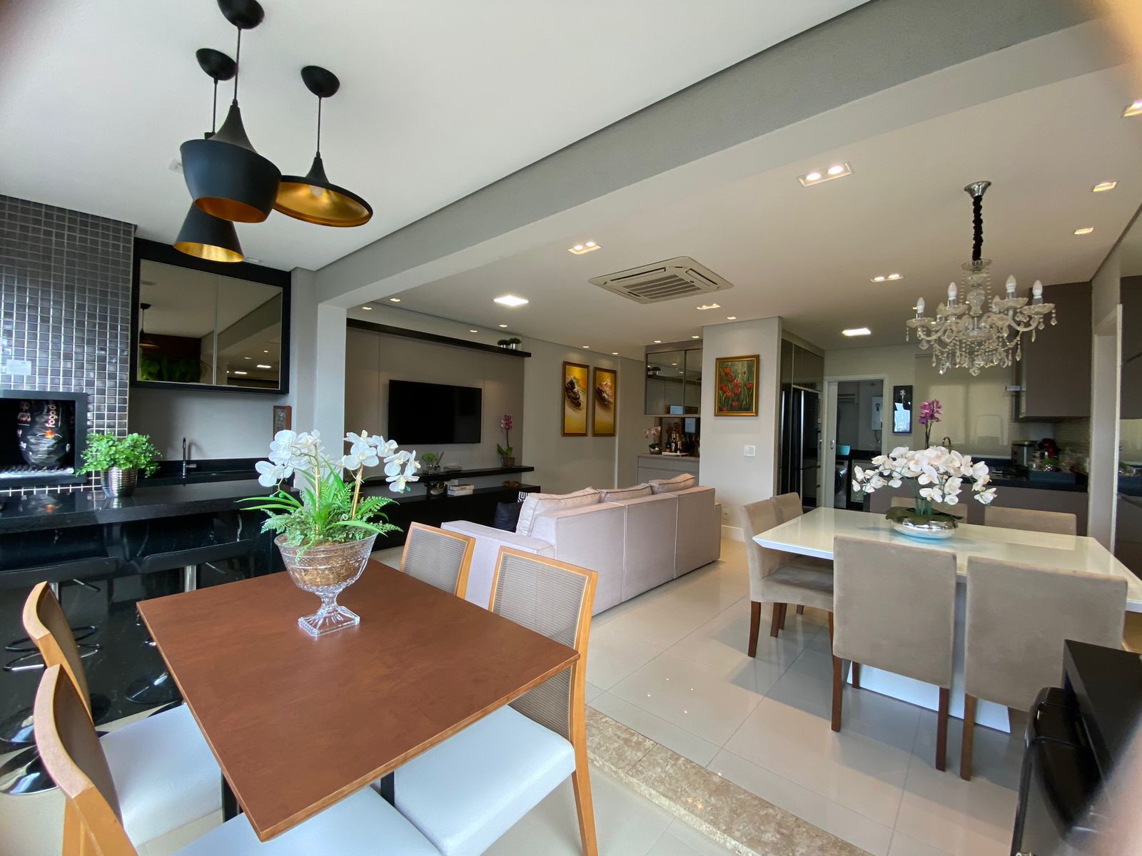 Apartamento à Venda, Ed Kensington, 114m2 úteis,  3 quartos sendo 1 suíte, 3 vagas- Gleba Palhano - Londrina, PR