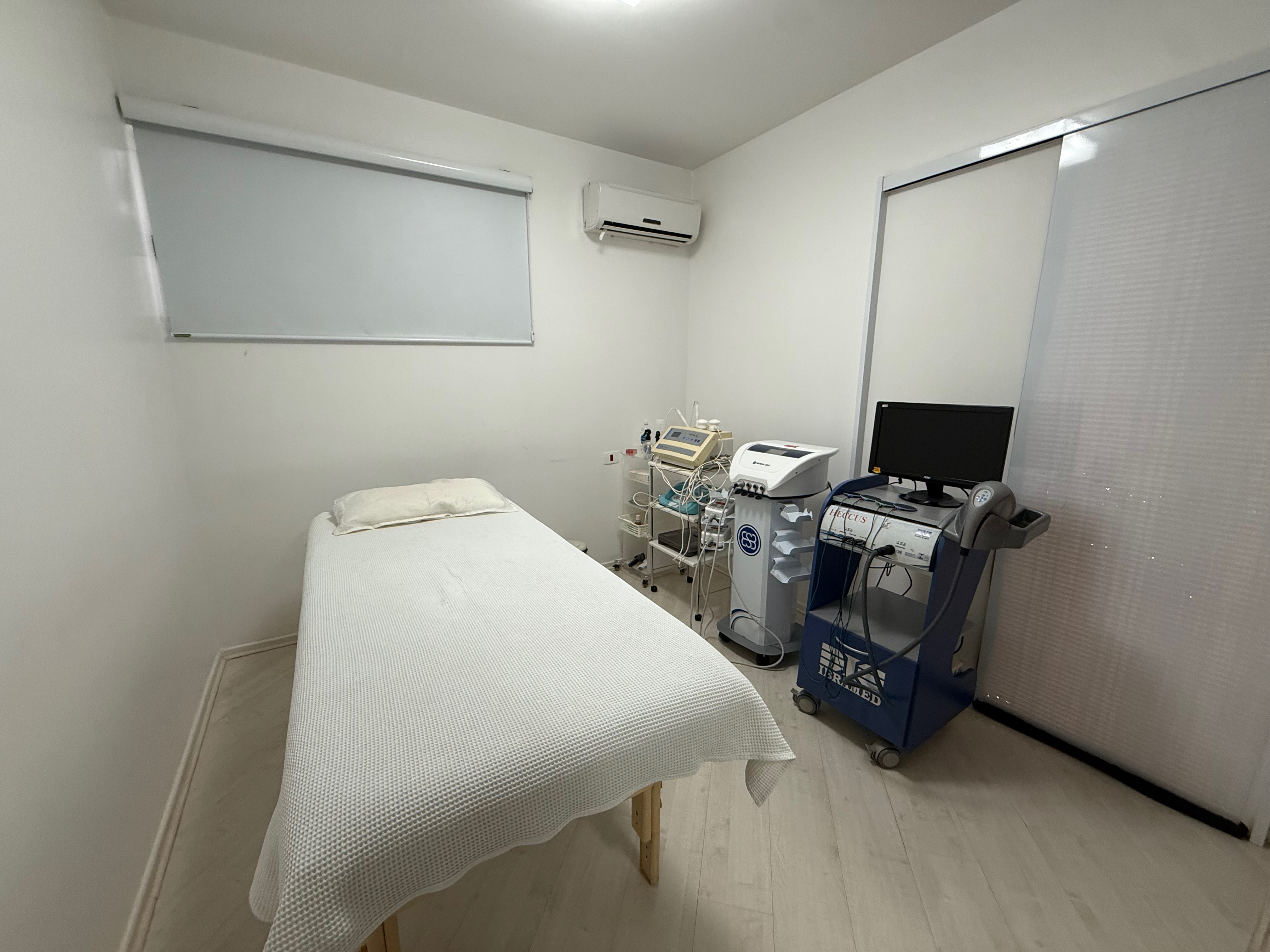 Clinica mobiliada em funcionamento para locação em Londrina