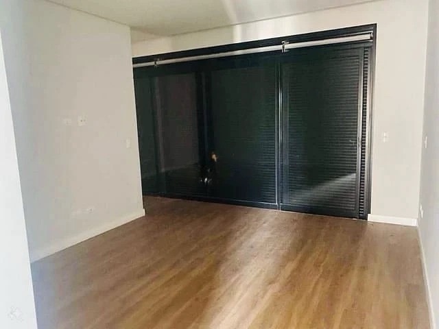 Sobrado à venda nunca habitado, Royal Forest, 280m² úteis, 4 suítes, piscina, pé direito alto -  Esperança, Londrina, PR