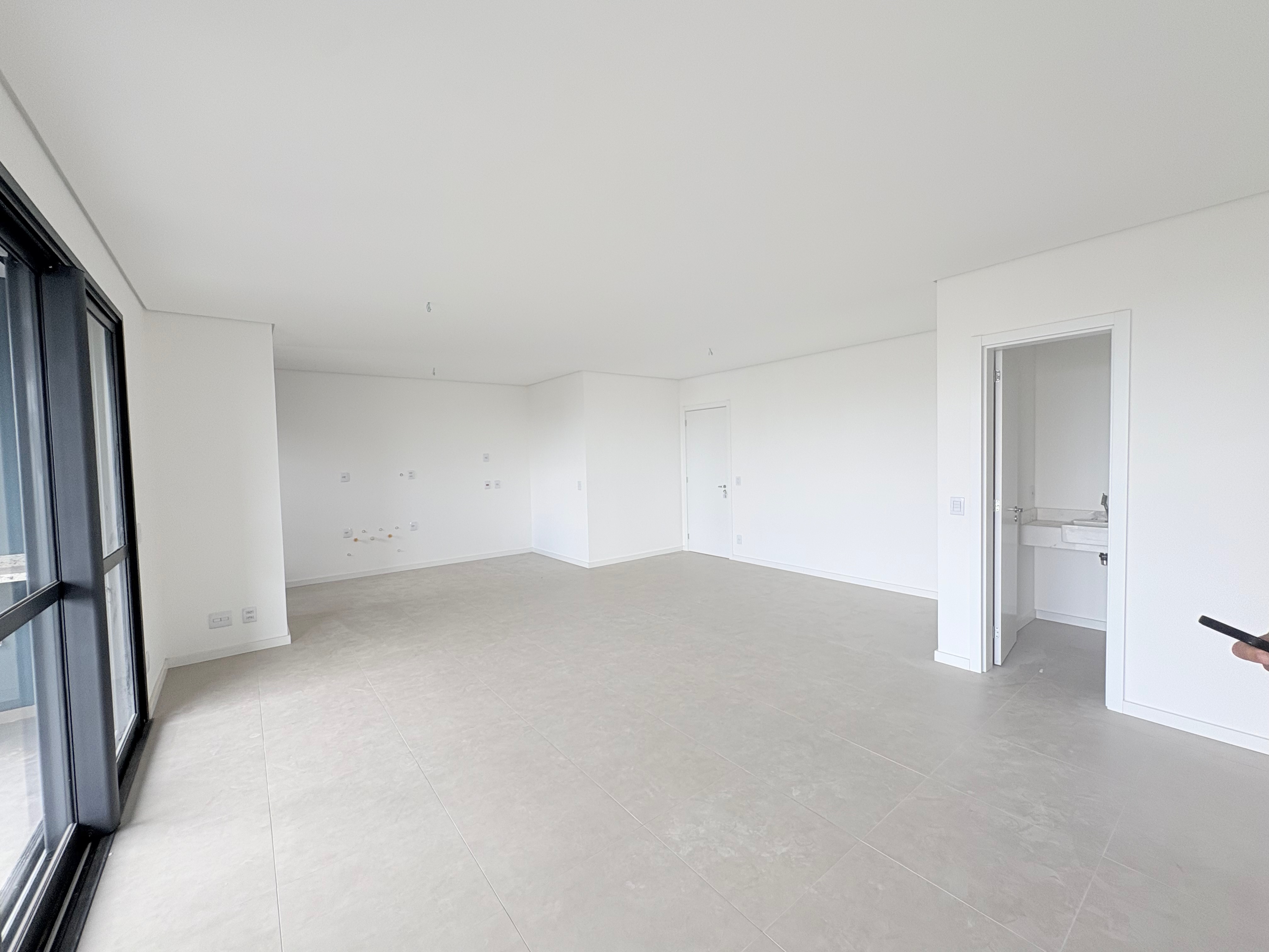 Apartamento à venda,  Edifício Tay, 98m² úteis, 2 suítes, 2 vagas -  Gleba  Palhano - Londrina Pr
