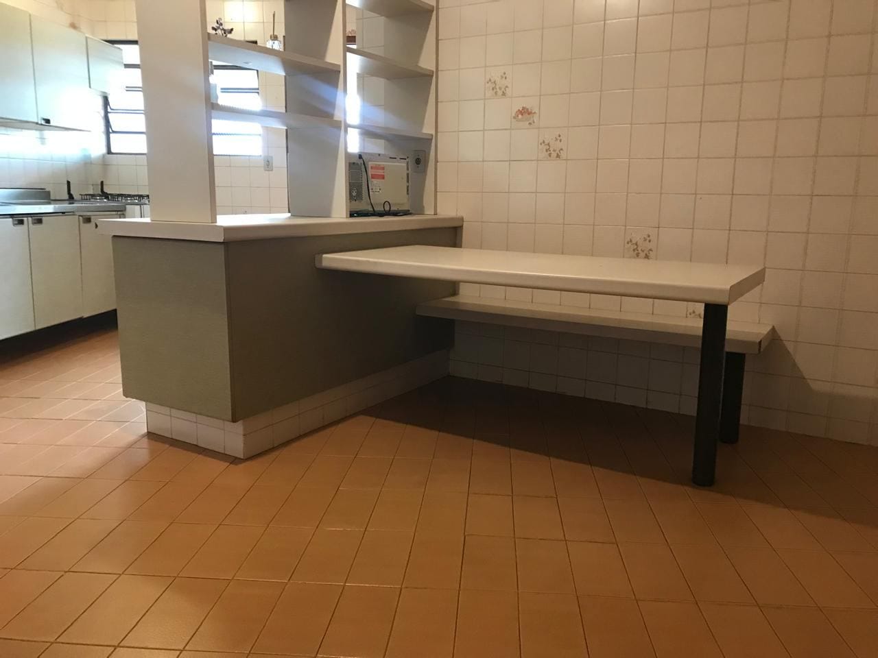 Apartamento à venda , Edifício Nevada, 175m², 4 quartos sendo 1 suíte, com sacada, 3 vagas -  Londrina, PR