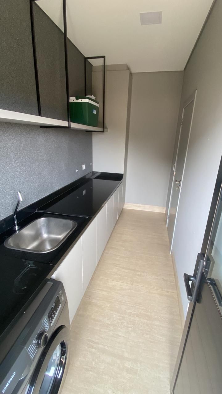 Casa à venda, 5 suites, 350 m², Estância Punta Del Este, Londrina, PR