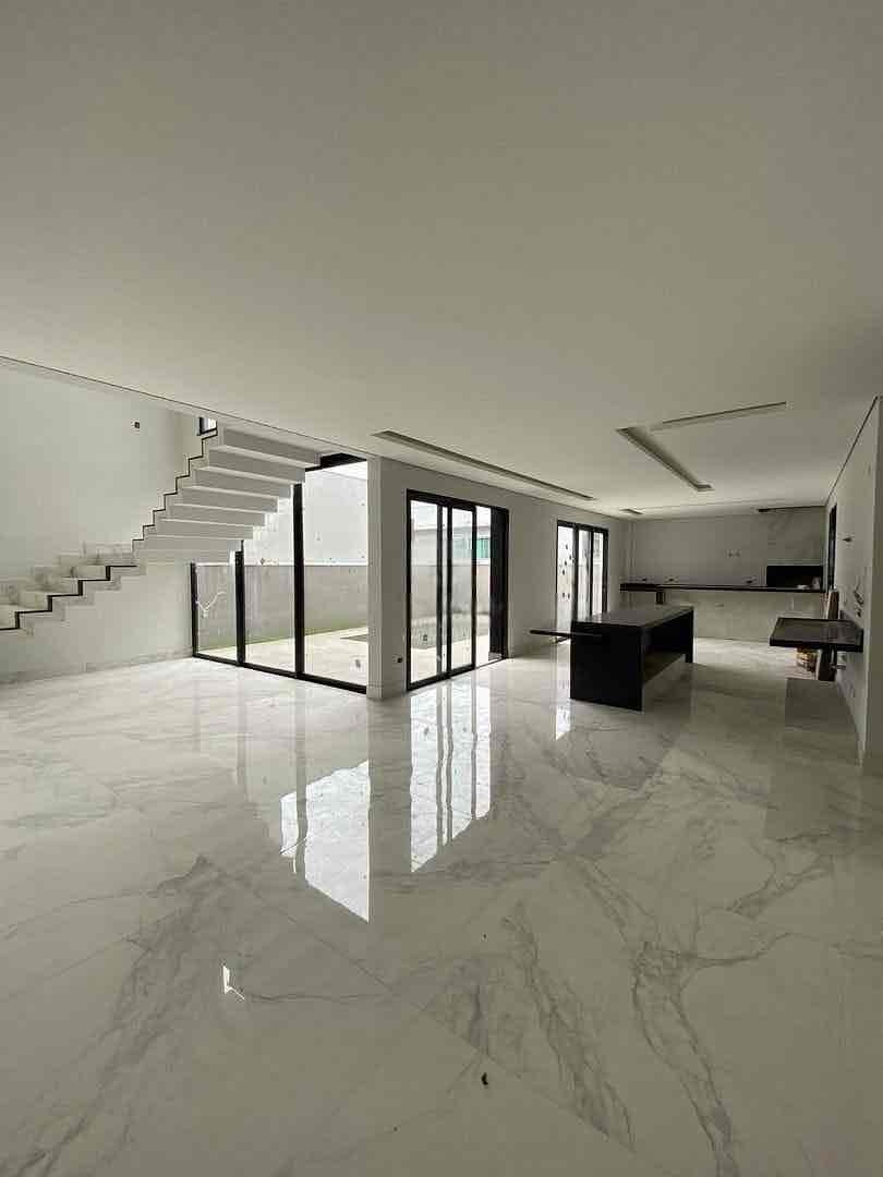 Casa à venda, Royal Forest, 280m²úteis, 4 suítes, 2 vagas -  Esperança, Londrina, PR