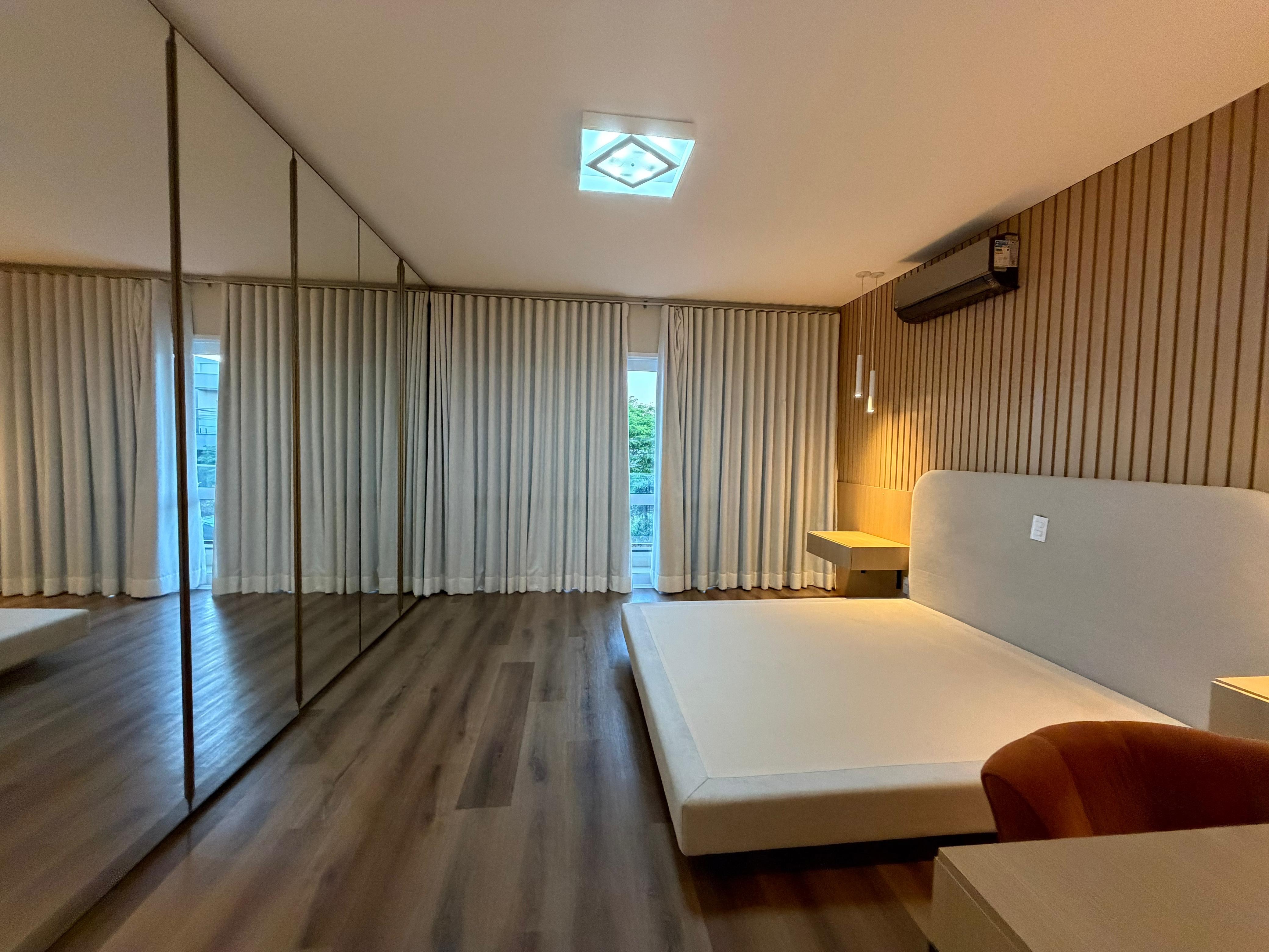 Sobrado á venda, Condomínio Bela Vitta,  195m² úteis , 3 suite Suites, todo planejado - Zona Leste - Londrina/PR