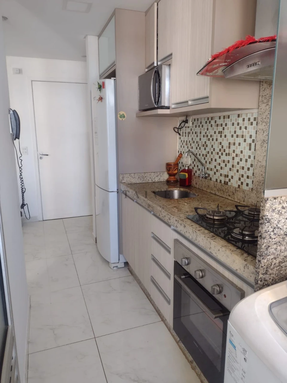 Apartamento Marco dos Pioneiros Zona Leste com Sacada 2 Quartos Sol da Manha Andar Médio Vaga de Garagem Coberta - foto 12