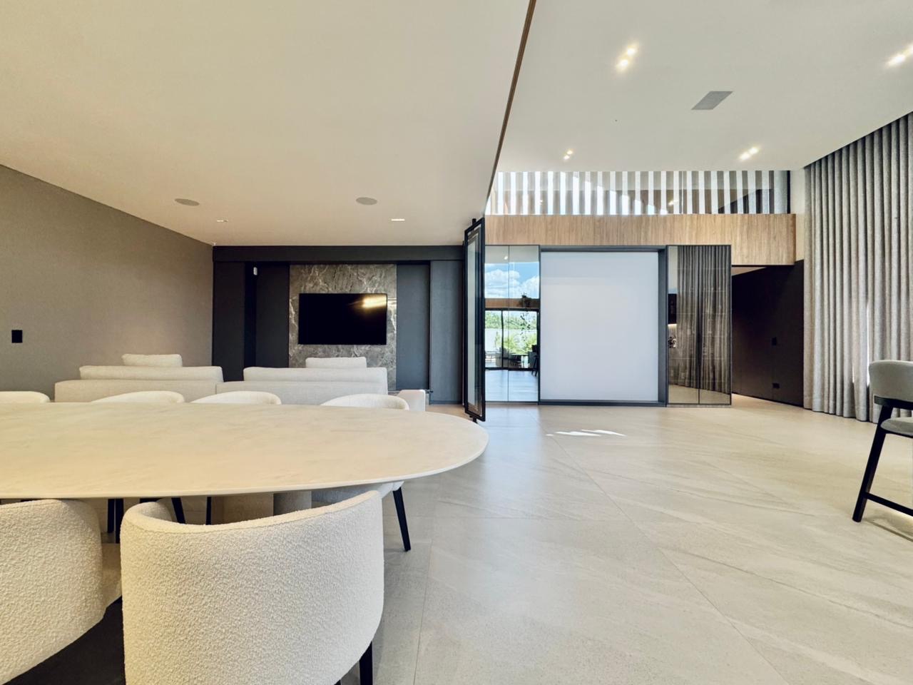 Casa com Porteira fechada no condomínio Sun Lake -  Londrina, PR