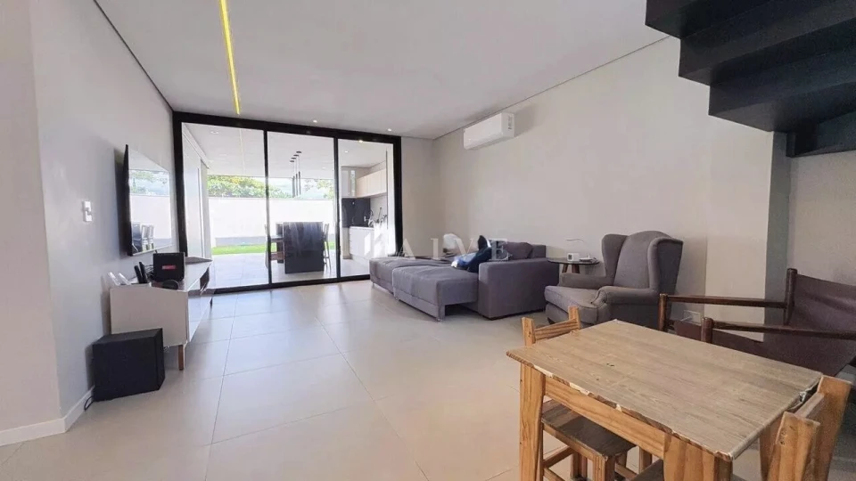 Imagens do imóveis Casa Em Condomínio À Venda E Locação Condomínio Ville Campestre londrina