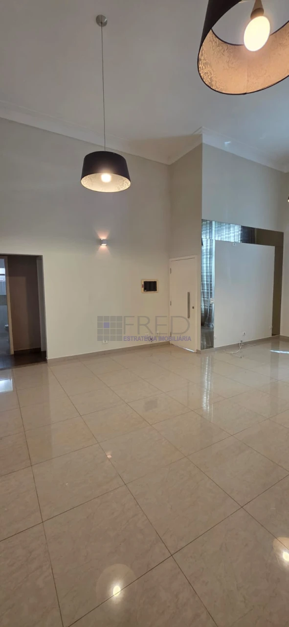 RESIDENCIA TÉRREA PARA LOCAÇÃO - ROYAL FOREST RESIDENCE & RESORT