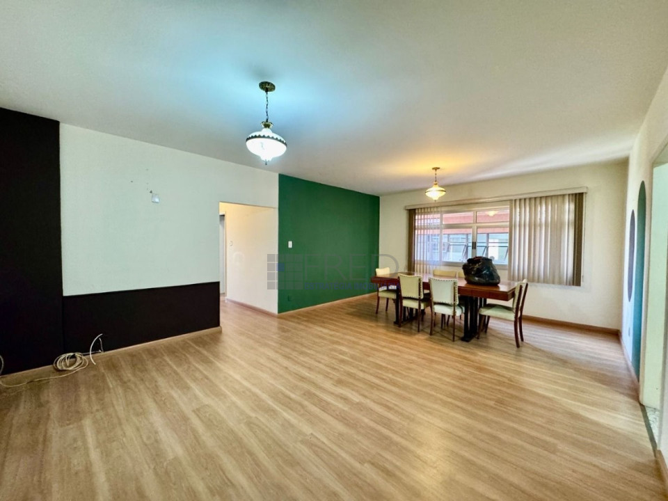 APARTAMENTO A VENDA NO CENTRO - EDIFÍCIO GLÓRIA