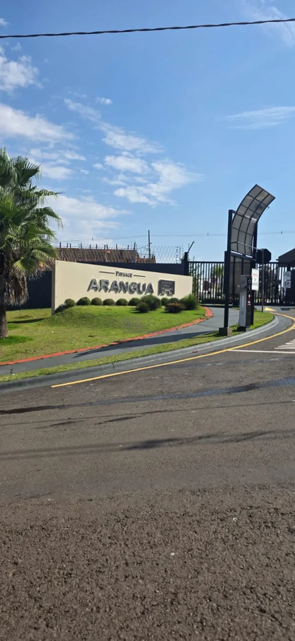 Imagens do imóveis EXCELENTE TERRENO A VENDA - PARTE ALTA  - CONDOMINIO ARANGUÁ - PARQUE TAUÁ