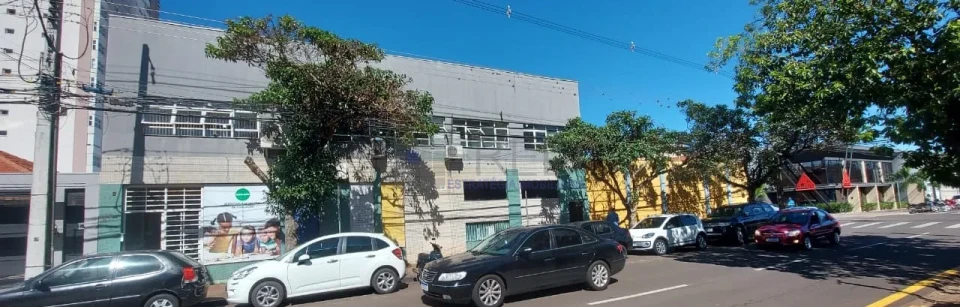 IMÓVEL COMERCIAL - CENTRO - ARAPONGAS -VENDA OU LOCAÇÃO