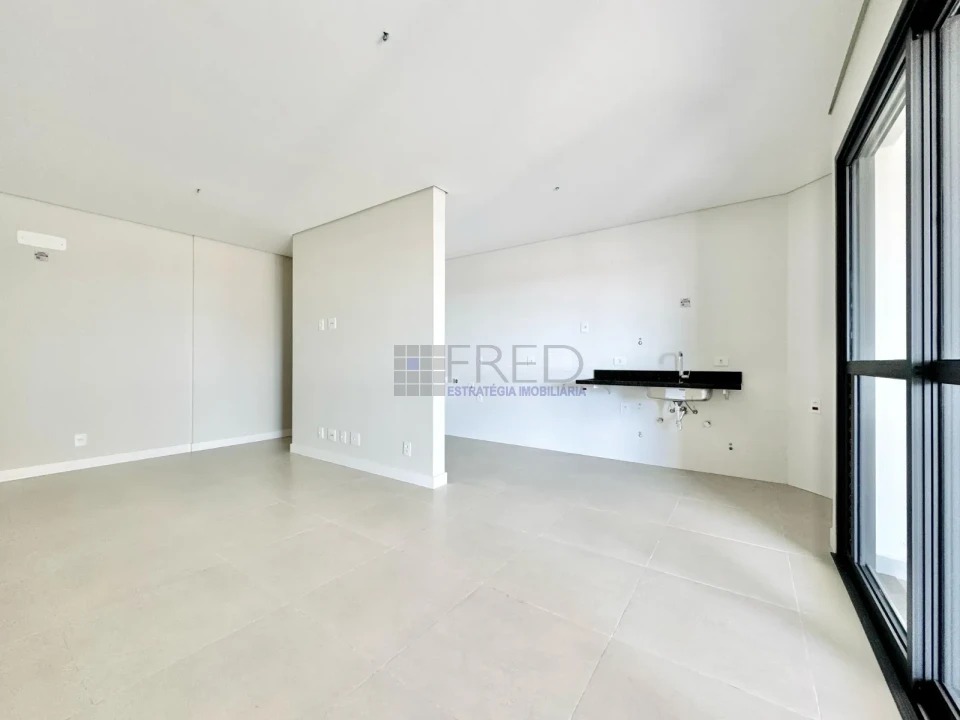 APARTAMENTO A VENDA - SOL DAMANHÃ - ANDAR  INTERMEDIÁRIO - CONDOMINIO ODYSSEY