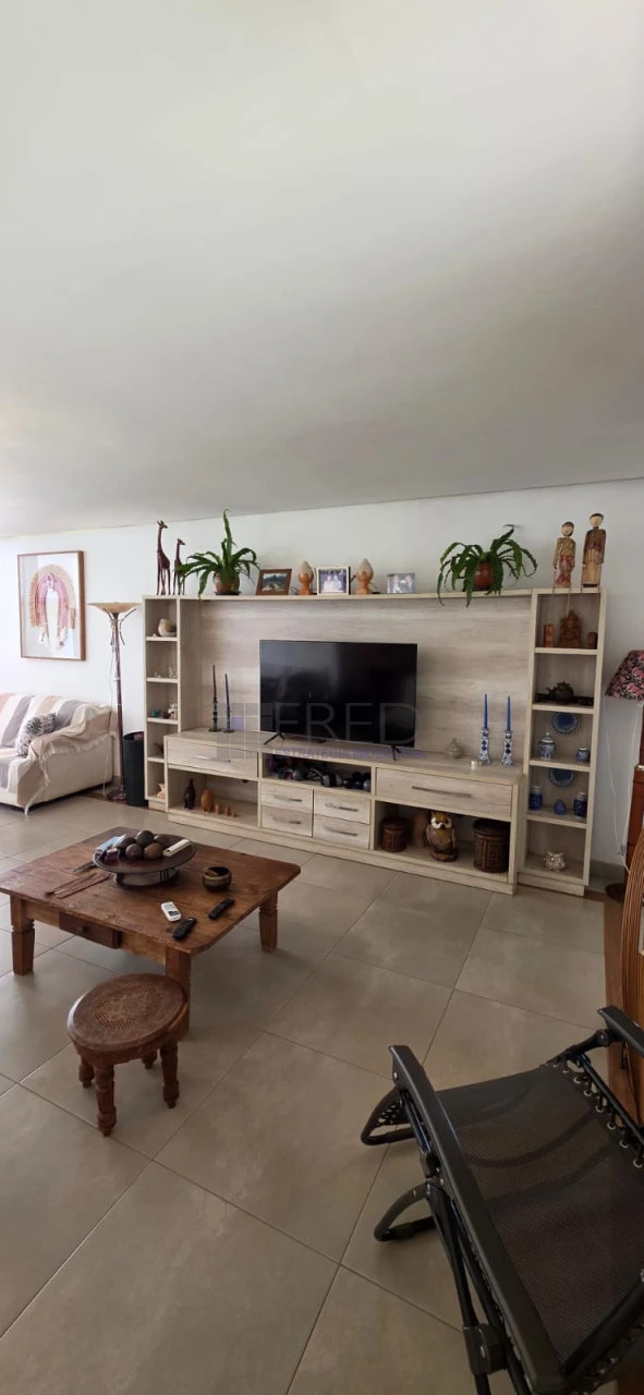 LINDA CHACARA A VENDA, PORTEIRA FECHADA - MORADIA OU LAZER EM CAMBÉ PR