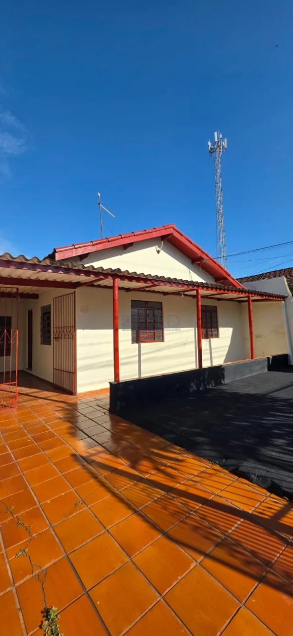 RESIDENCIA  A  VENDA RUA NILO GONZALES VICENTE - JARDIM CAFEZAL