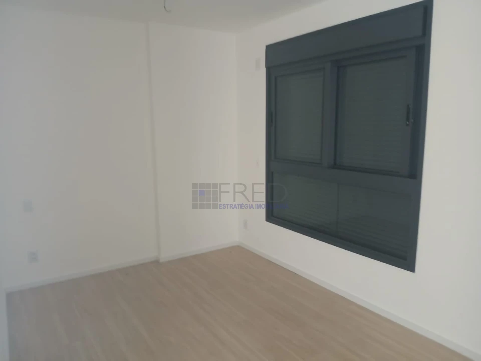 APARTAMENTO A VENDA - SENSE - ANDAR ALTO, 02 VAGAS DE GARAGEM COM BOX