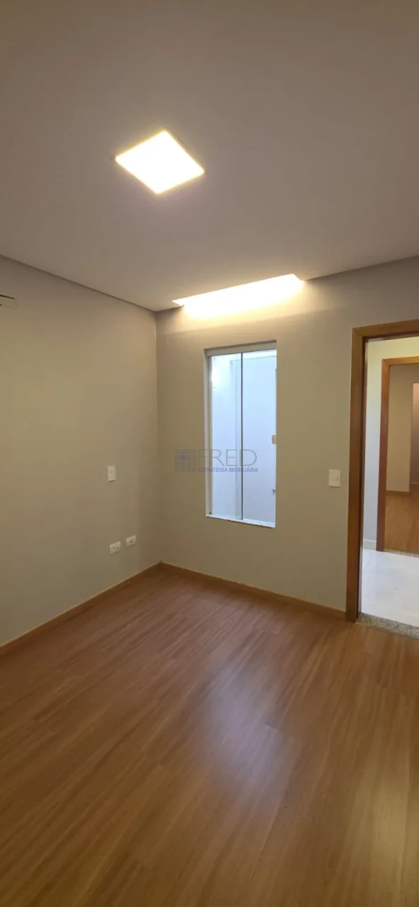 Imagens do imóveis LINDA CASA A VENDA - NOVA - HEIMTAL PARK