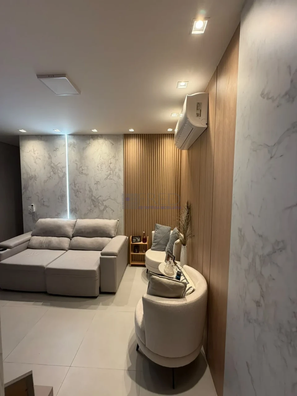 Imagens do imóveis APARTAMENTO  EDIFICIO ODYSSEY - ANDAR BAIXO - SOL DA MANHA - COMPLETO DE ARMARIOS