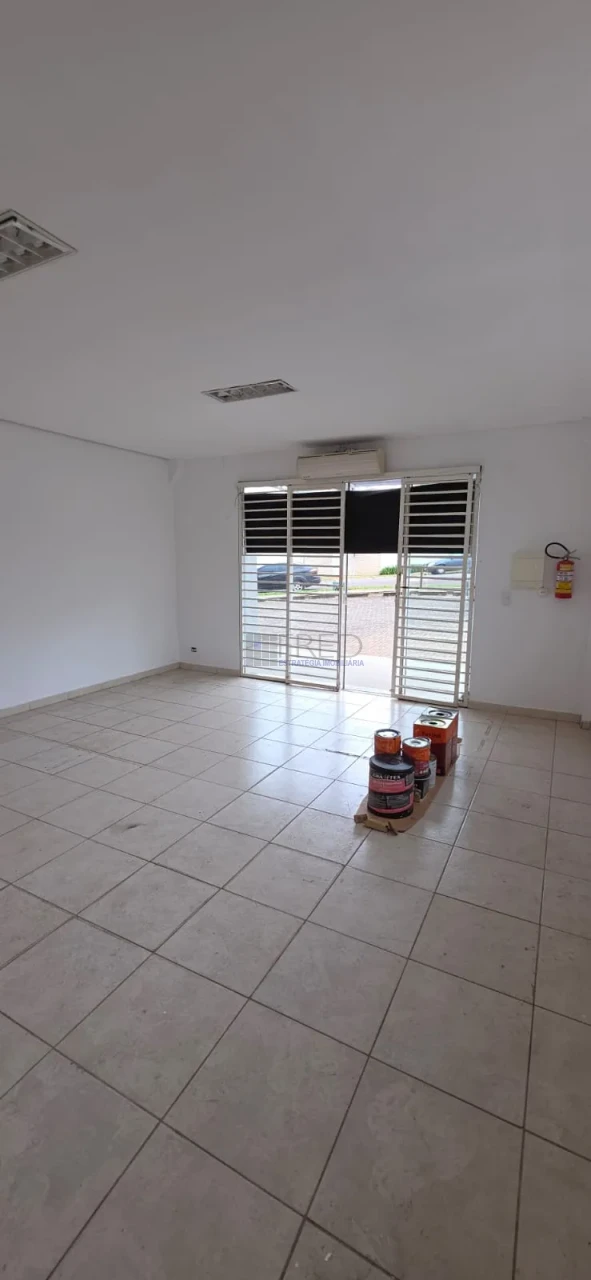 Imagens do imóveis EXCELENTE ESPAÇO COMERCIAL PARA LOCAÇÃO - RUA RUBENS CARLOS DE JESUS - REGIÃO SUL