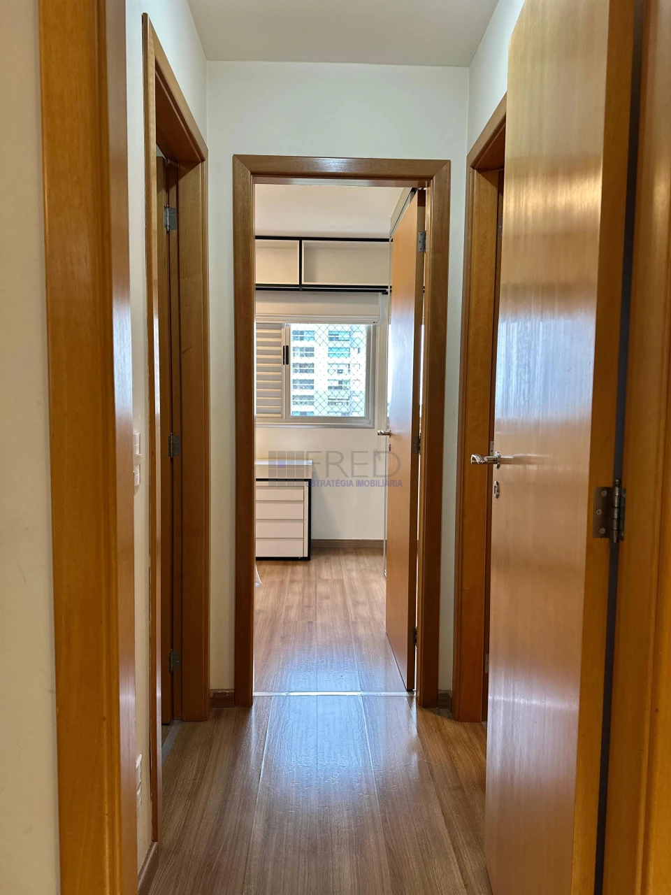 APARTAMENTO A VENDA NO EDIFÍCIO FERNANDO PESSOA